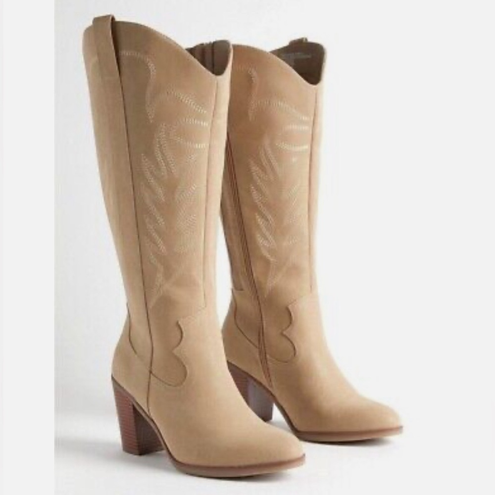 Torrid 10.5WW Wide Width Calf Tan Cowgirl Faux Suede Knee High Heel Boots